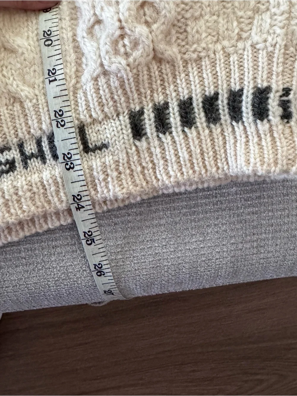 Shamrock Apparel Original Wool Chunky Cable Knit Cream Sweater men Large